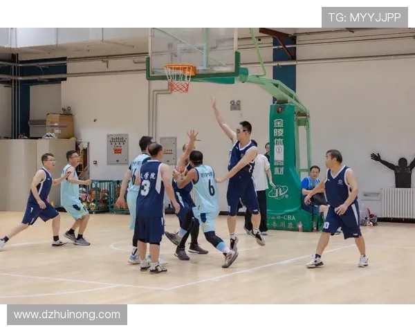 杭州篮球队团队协作的力量与默契探讨聚焦篮球精神与发展之路